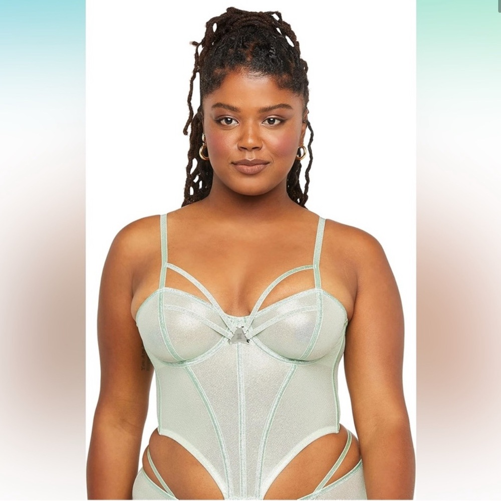 BNWT Savage x Fenty Going Platinum Bustier Green Mist